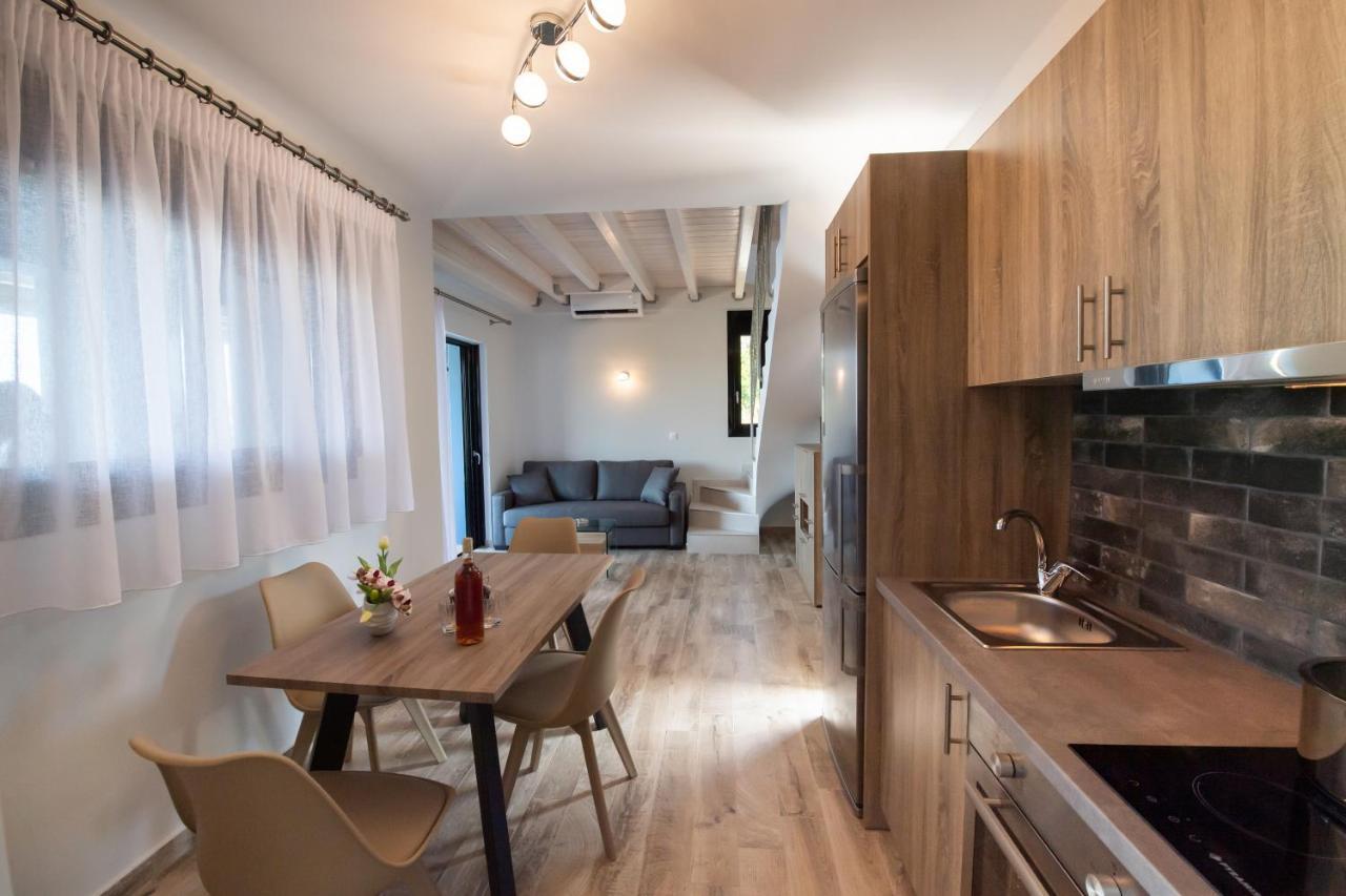 Blue House luxury apartment Nikiana Extérieur photo