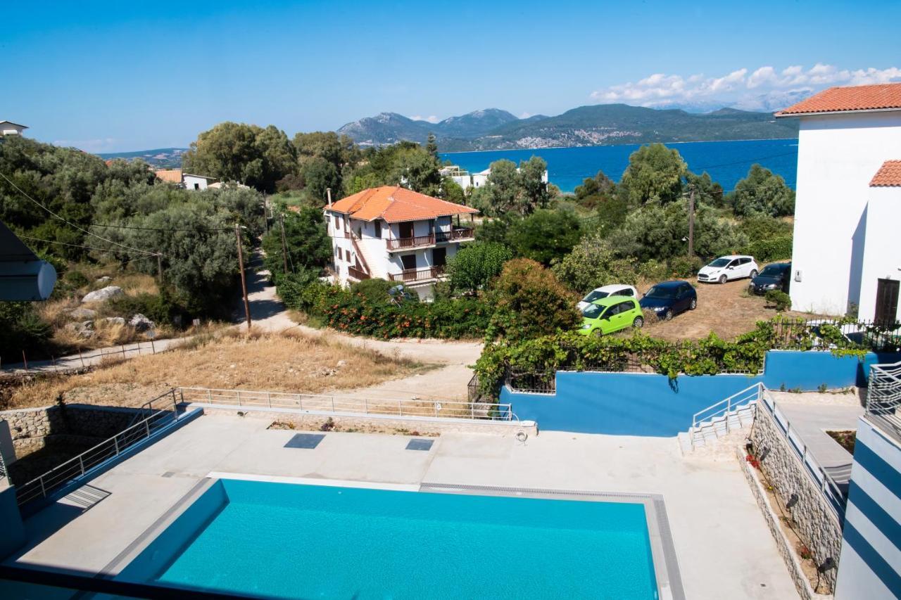 Blue House luxury apartment Nikiana Extérieur photo
