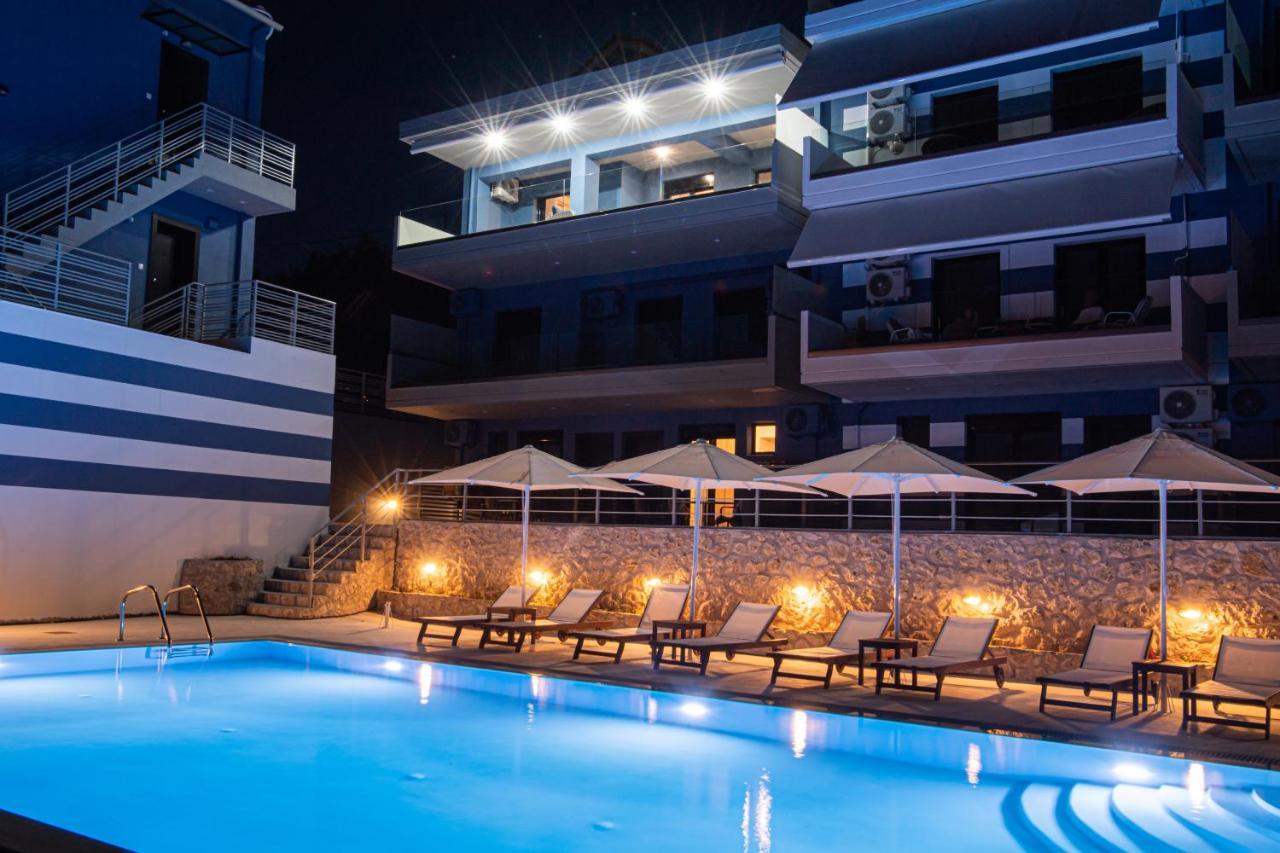 Blue House luxury apartment Nikiana Extérieur photo
